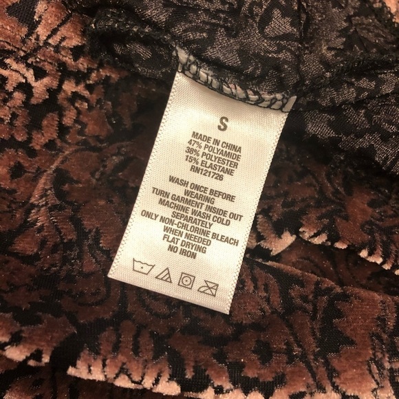 Aeropostale Soft Pink Brocade Long Sleeve Top S - Picture 6 of 8